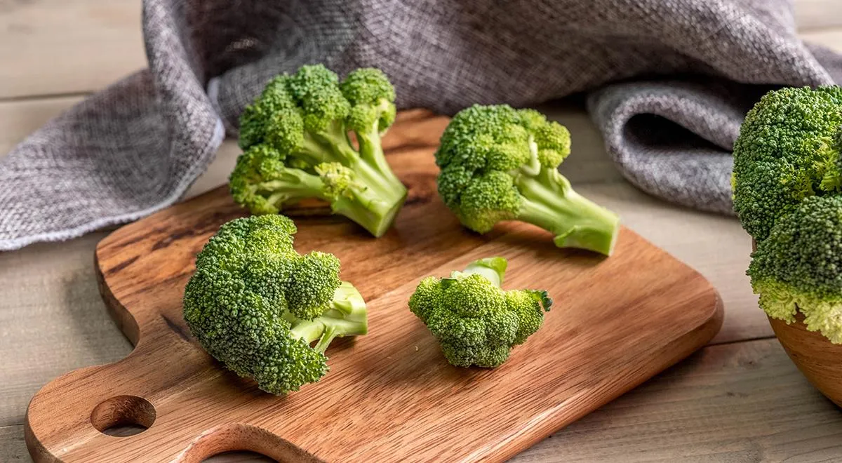 как готовить брокколи свежую на сковороде