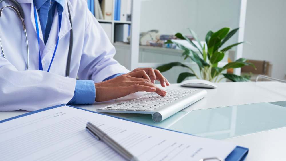 как прикрепиться к другой поликлинике