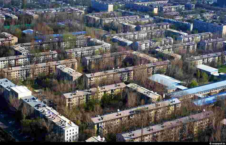 какие социальные причины способствуют урбанизации