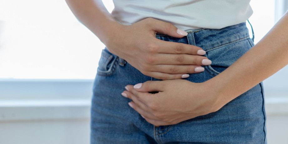колющая боль внизу живота у женщин