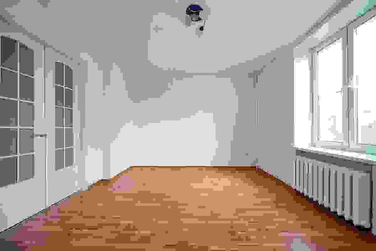 на каком расстоянии должен быть дом