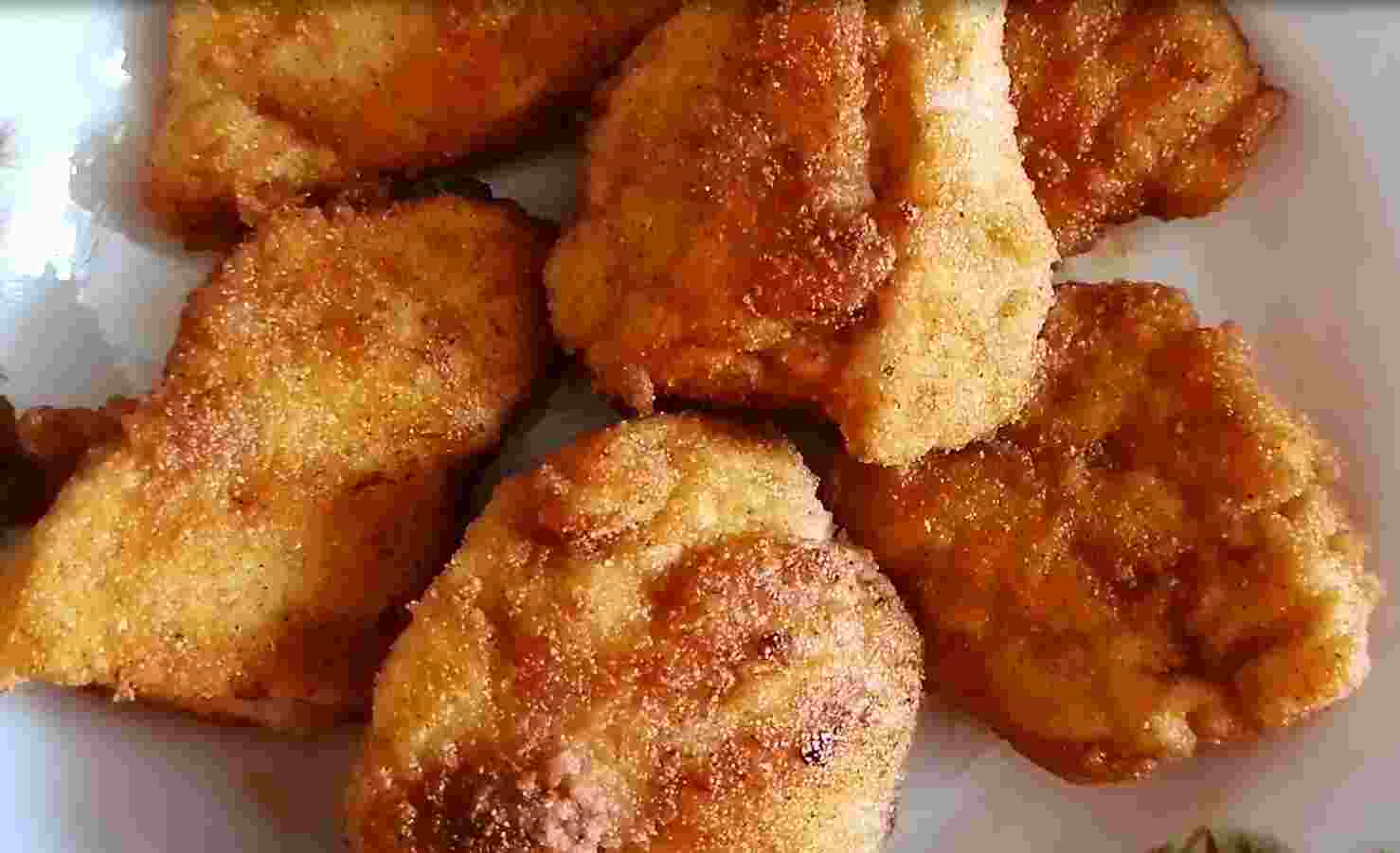 наггетсы из куриной грудки на сковороде