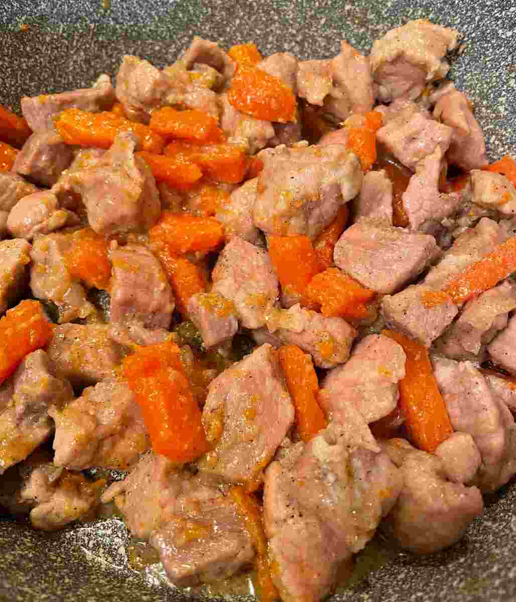 рецепт свинины на сковороде кусочками