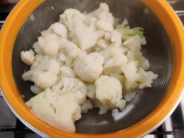 сколько варится цветная капуста свежая в кастрюле