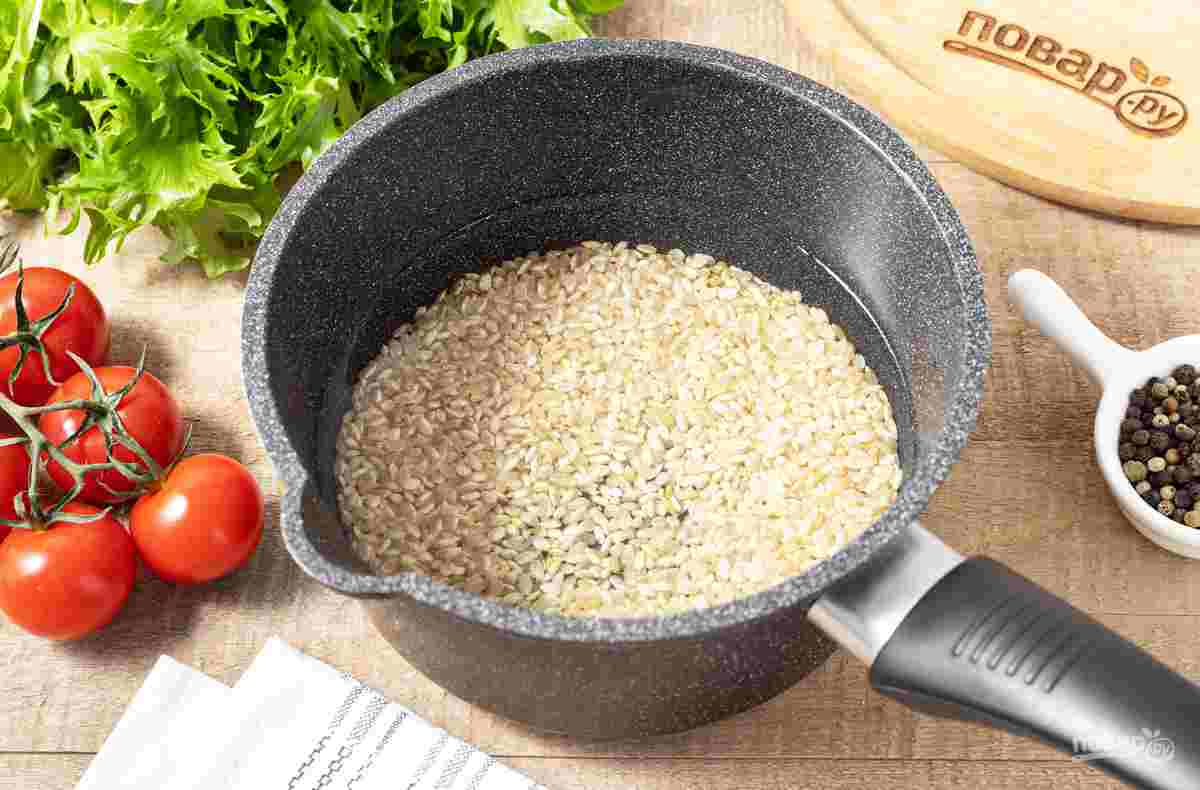 сколько варить бурый рис в кастрюле