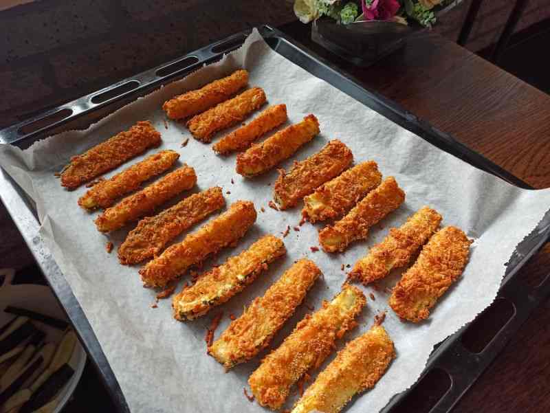 сколько варить кабачок кусочками в кастрюле