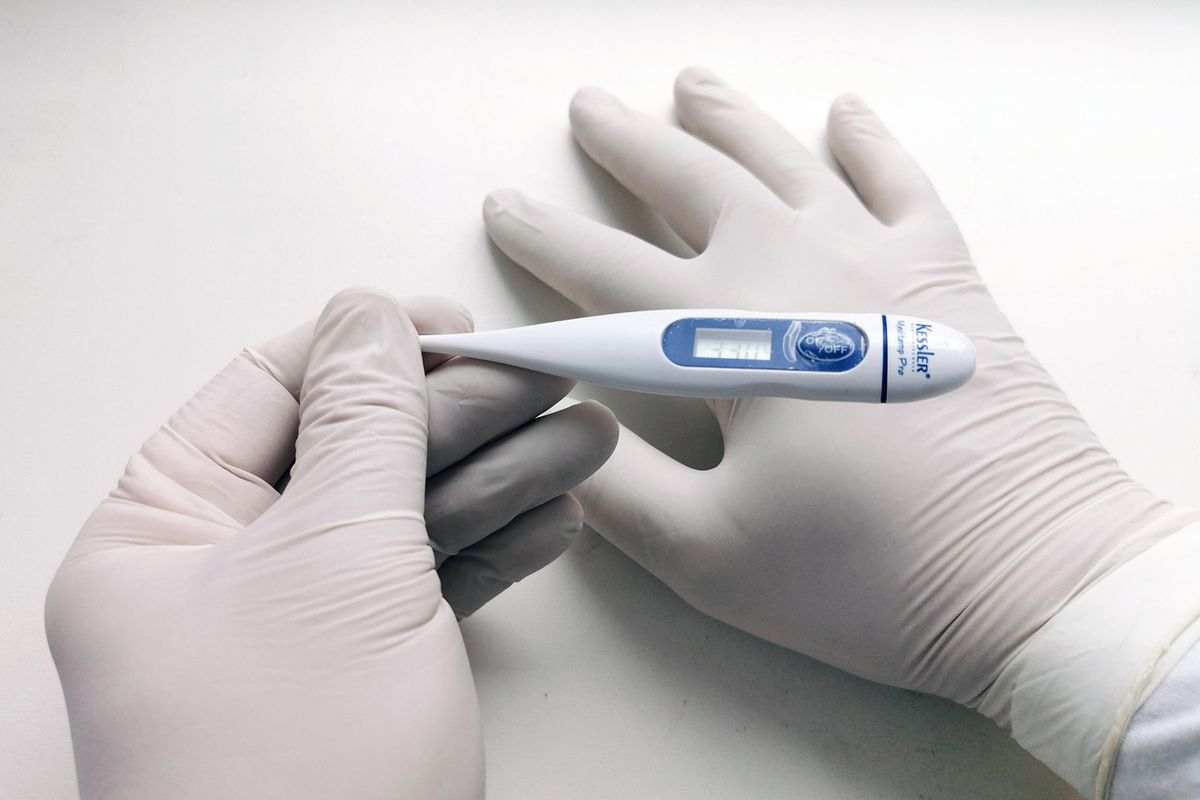 сколько времени нужно держать градусник