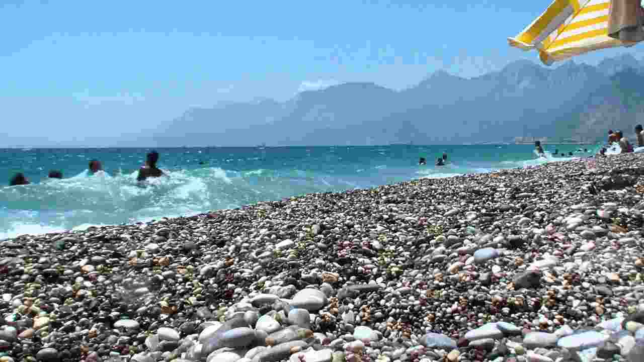 температура воды в анталии сейчас